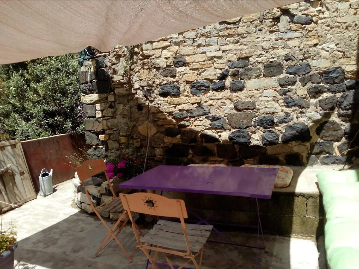 Apartament Ruelles Et Terrasses Mirabel  Mirabel (Ardeche)