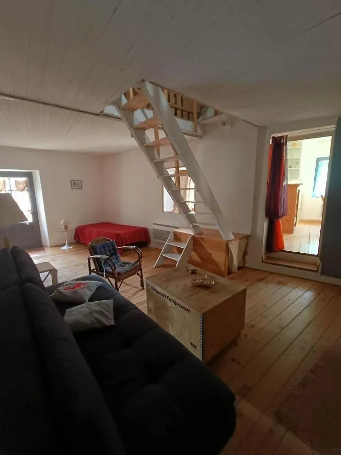 Apartament Ruelles Et Terrasses Mirabel